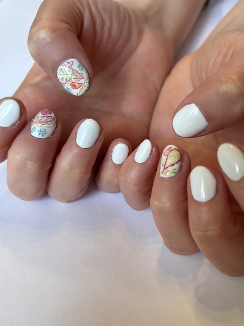 ネイル 手描き🌸ニュアンス monny nailのネイルデザイン