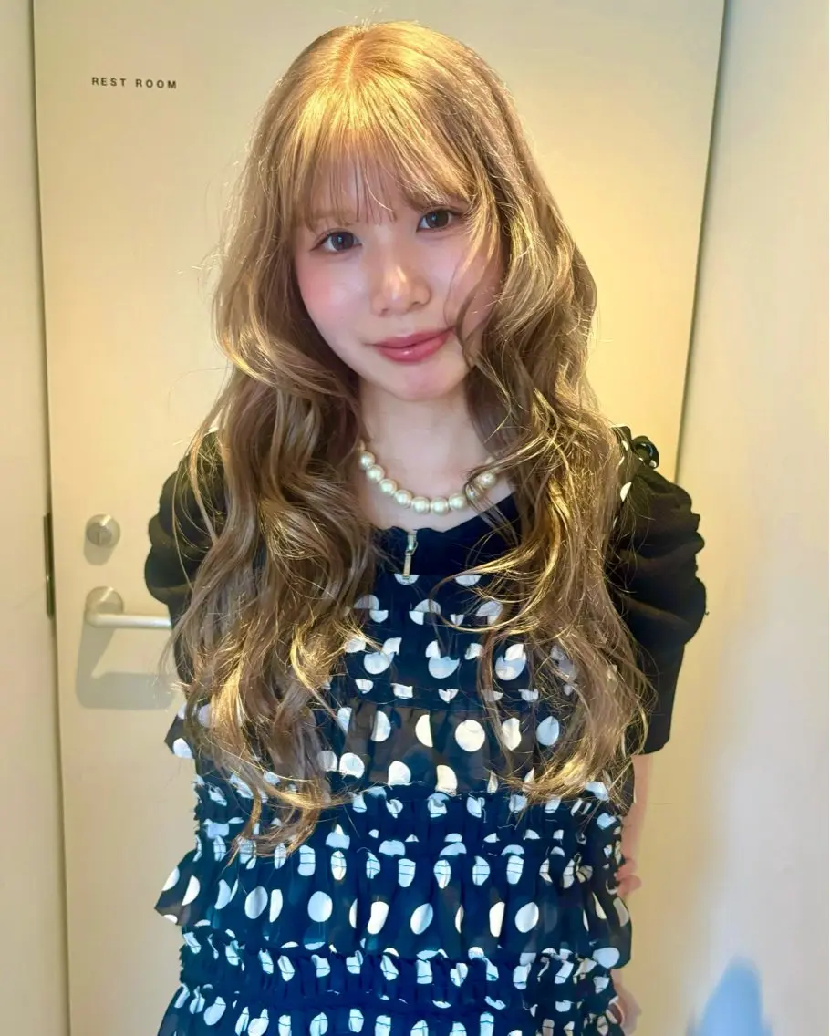ロング ヘアカラー ナナ 福岡美容室のヘアスタイル