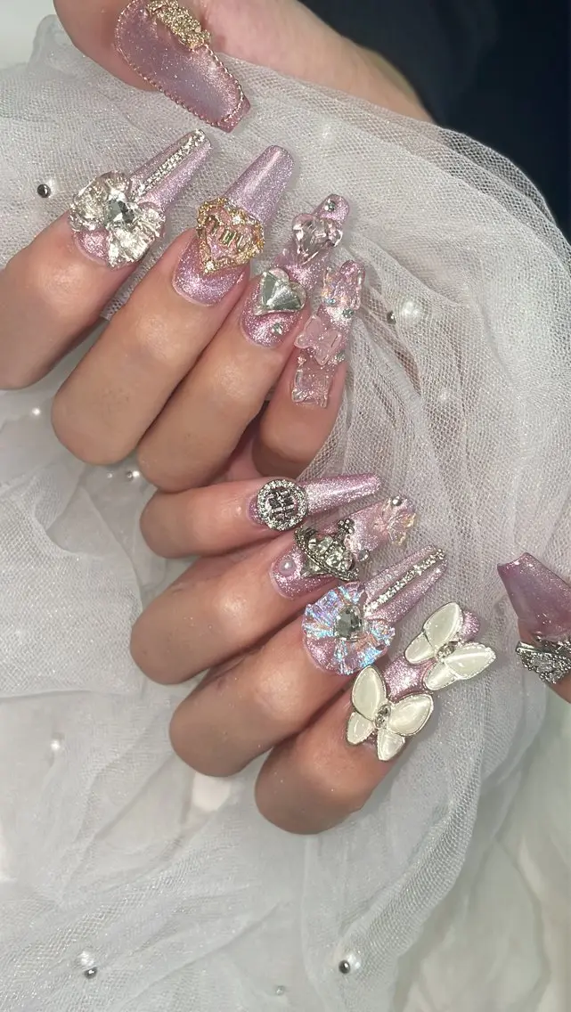 ネイル ハンドネイル ネイルサロンエクラ 🫧Shizukaのネイルデザイン