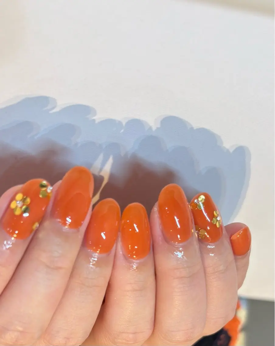 ✨️シンプルアート✨️ワンカラーよりも少しだけアートの入ったデザインです( ¨̮ )💕の写真