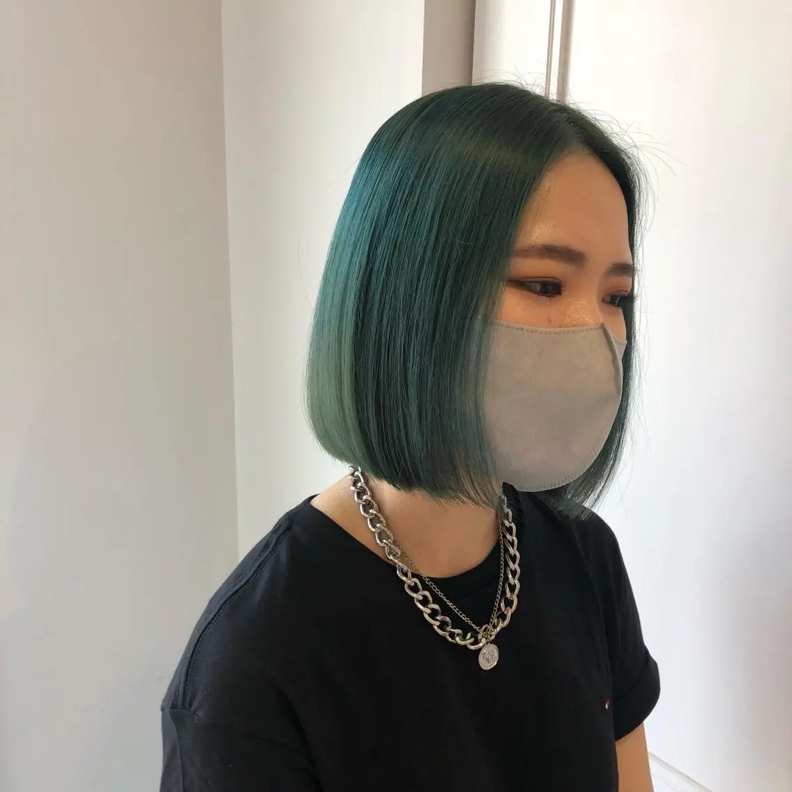 カラー ブリーチ 透明感カラー グレージュ オリーブグレージュ オリーブグレー ヘアカラー 中島 沙也加のヘアスタイル