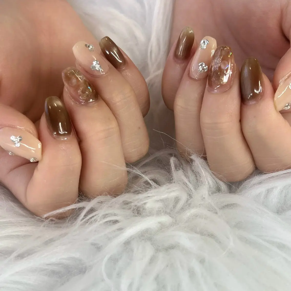 ネイル ハンドネイル VIERU YURIのネイルデザイン