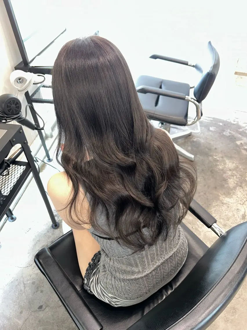 ロング カラー ヘアアレンジ グレージュ ヘアカラー トリートメント 🎀ブリーチ×艶髪 🎀 ♡さや♡のヘアスタイル