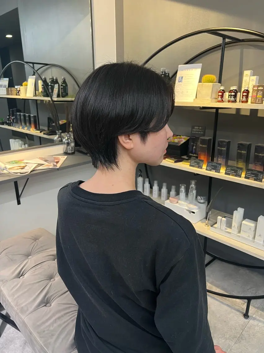 ショート ショートヘア 重里 瑠花のヘアスタイル