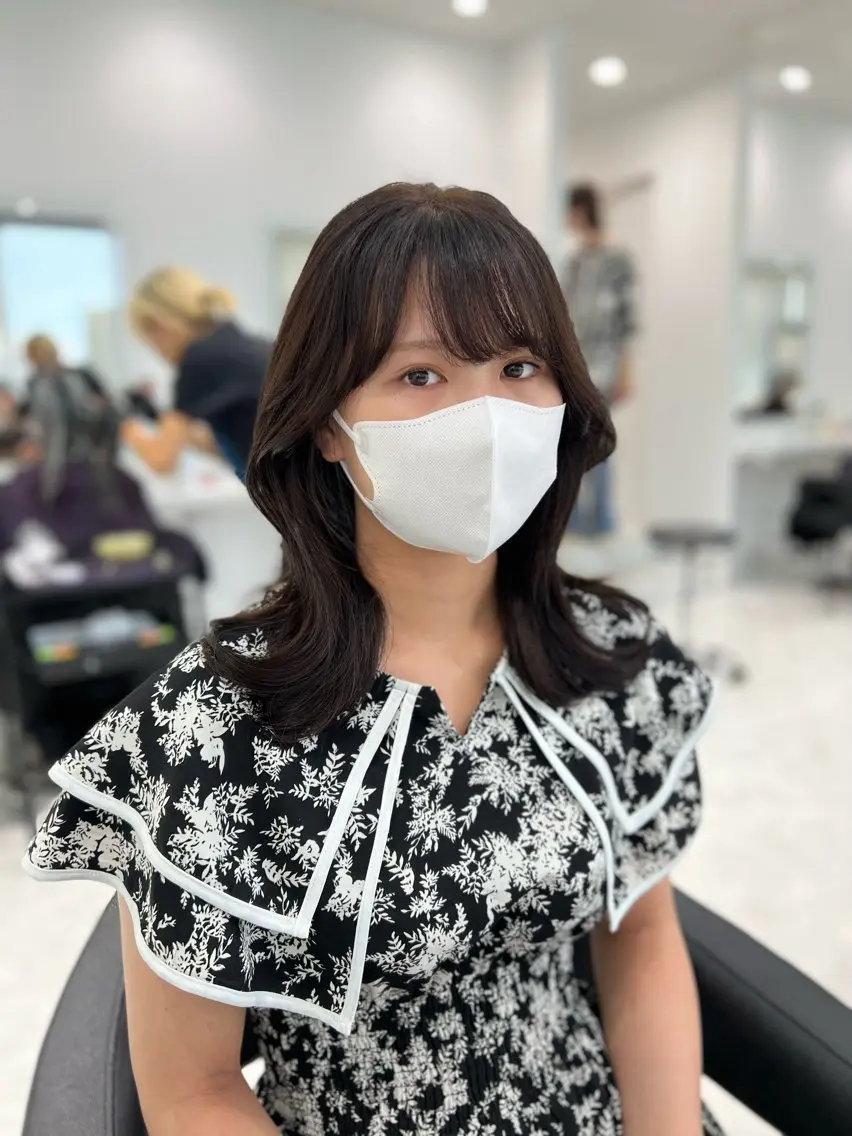 セミロング カット ヘアカラー トリートメント ヘアセット ケアブリーチ/まつパ マツエク/sEnAのヘアスタイル