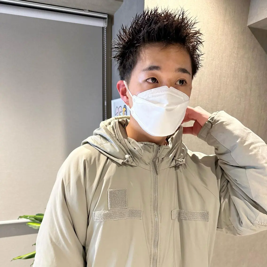 メンズ スパイキーショート ヨシカワ タツキのヘアスタイル