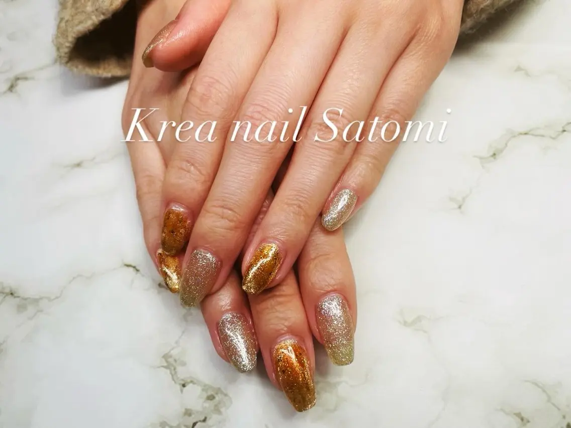 ネイル マグネットネイル ニュアンスネイル Krea nail Satomiのネイルデザイン