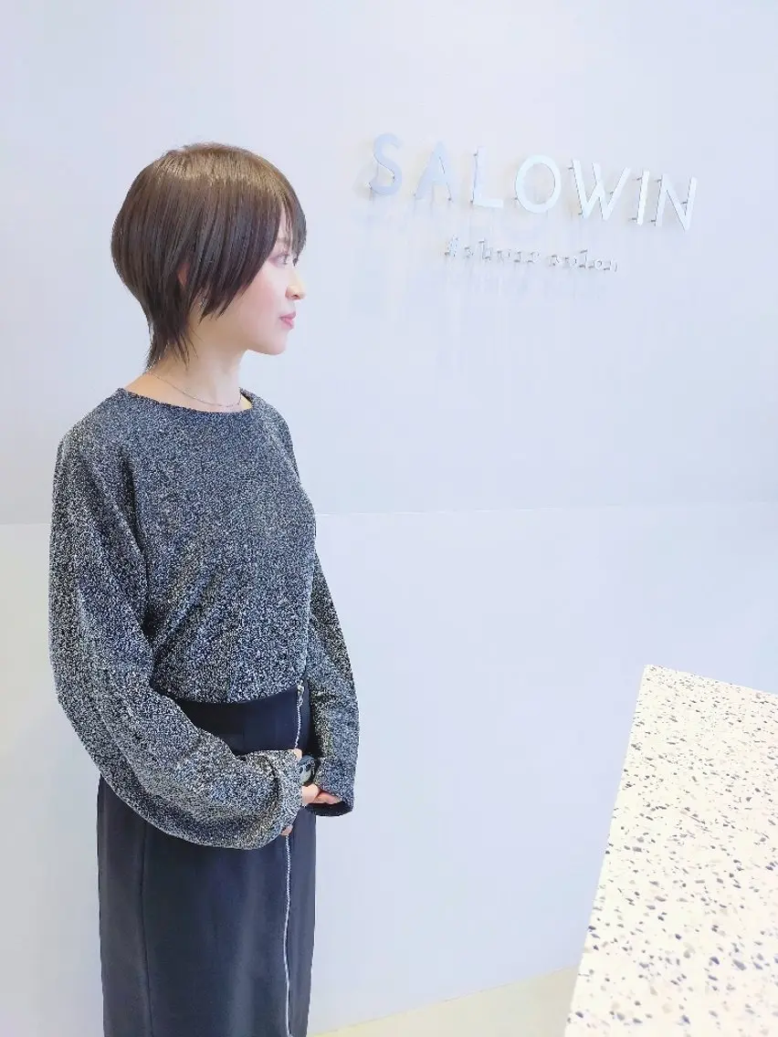 ショート カラー アッシュ 透明感カラー オリーブアッシュ レイヤーカット ショートヘア カット ヘアカラー ショート&ボブなら お任せ✨中野 真二のヘアスタイル