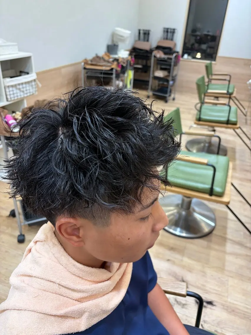ショート パーマ メンズ メンズパーマ スパイキーショート ショートヘア カット パーマ 小田 暉のヘアスタイル