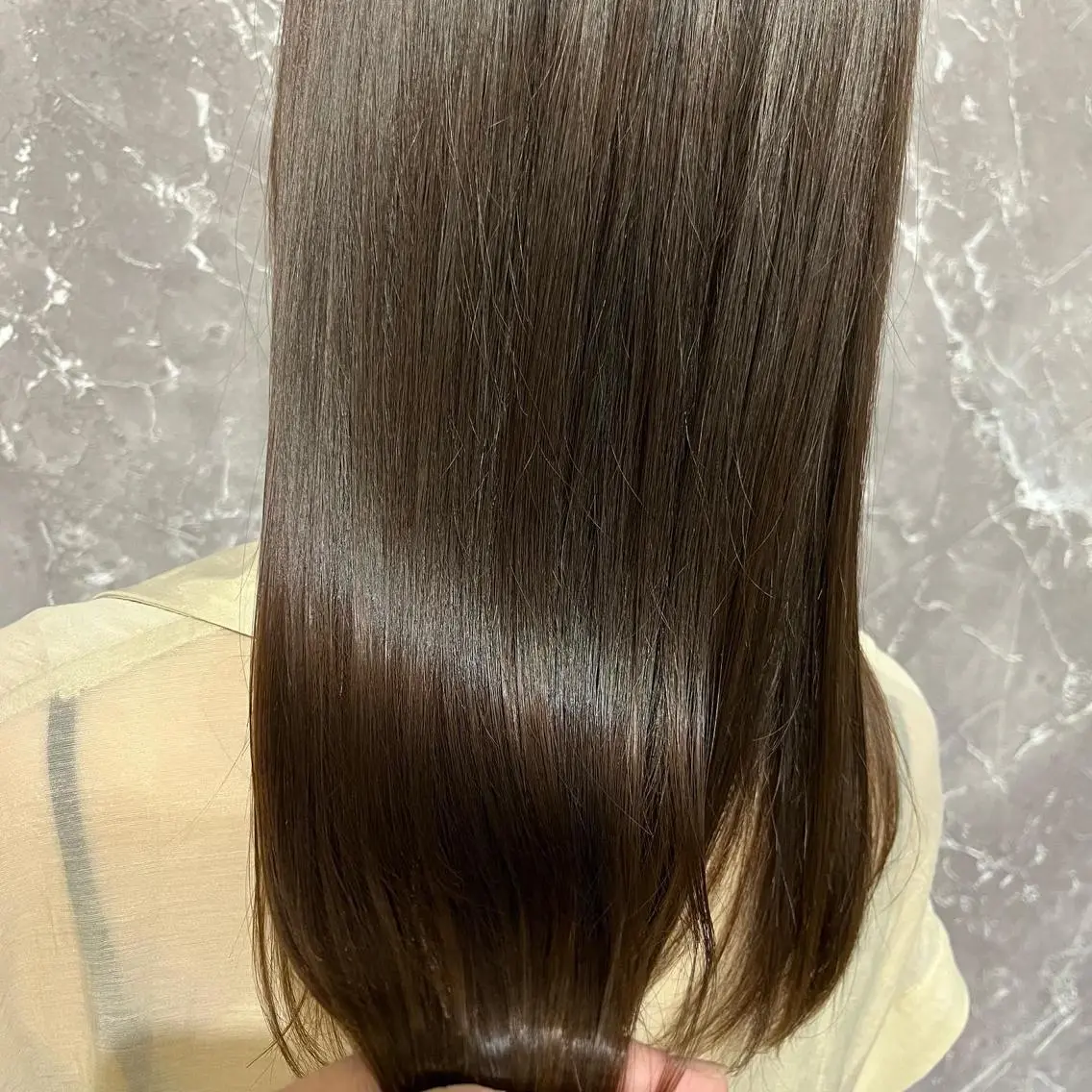 セミロング 髪質改善 縮毛矯正 エクステ Yu シールエクステのヘアスタイル