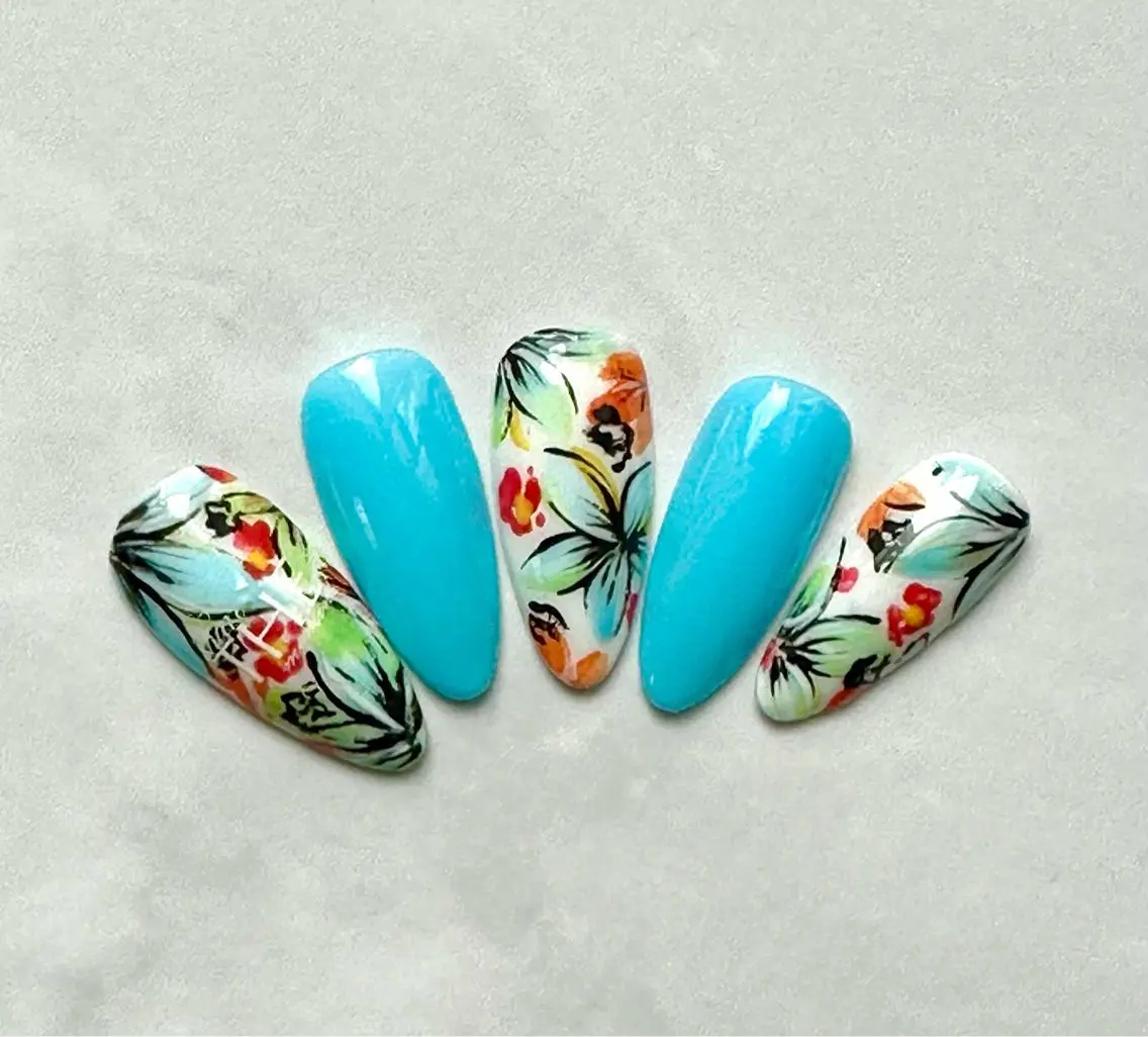 ネイル ブルー 夏ネイル ハンドネイル Mai’s nailのネイルデザイン