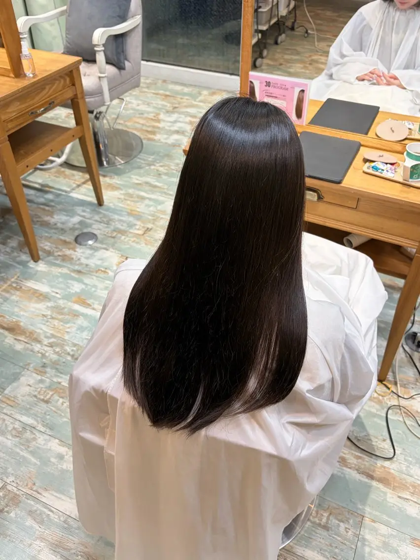 ロング 艶髪特化✨縮毛矯正 🎀崎山莉里香のヘアスタイル
