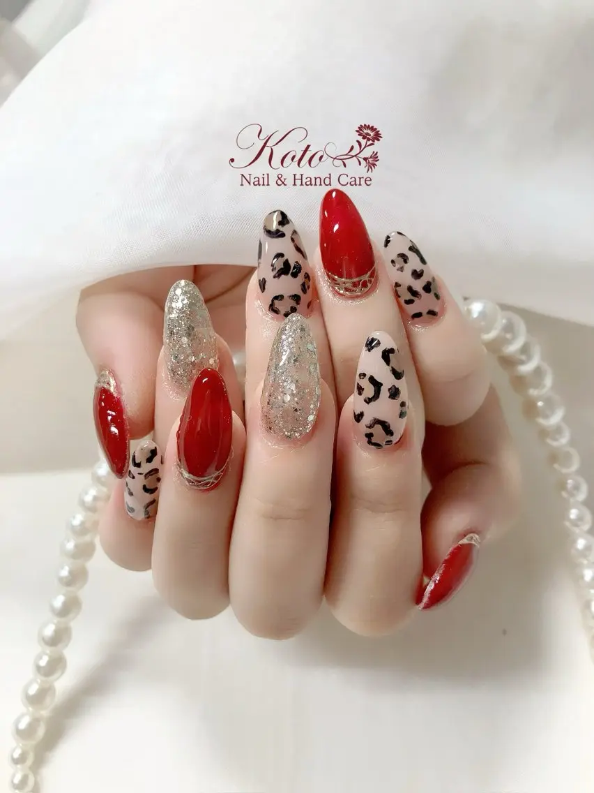 ネイル 長さ出し ジェルネイル 持ち込み ニュアンスネイル 赤色 ハンドネイル Nail Salon KOTOのネイルデザイン