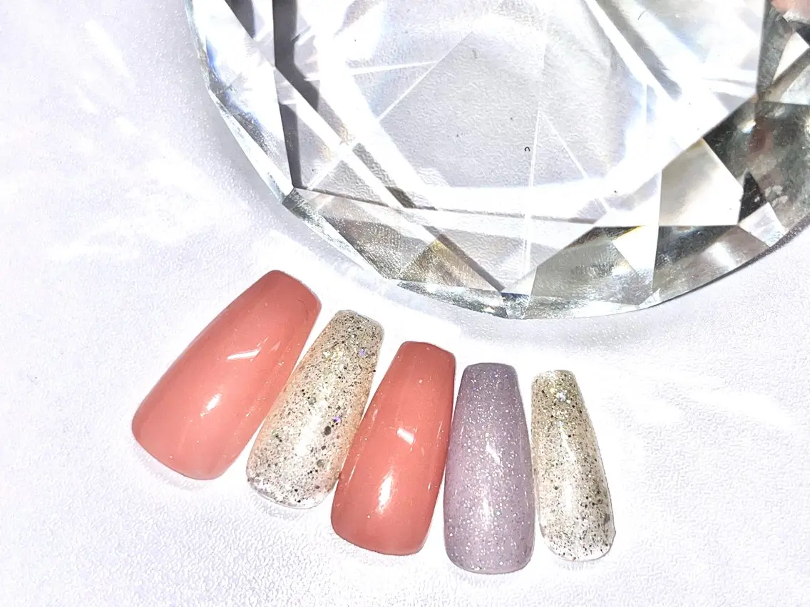 ネイル ガーリー オフィスネイル ワンカラーネイル シンプルネイル ワンホンネイル ハンドネイル プライベートサロン N's Nailのネイルデザイン