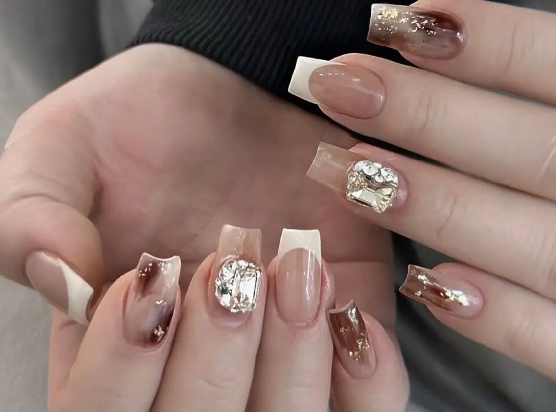 ネイル オーロラネイル フットネイル 韓国ネイル ラメ(グリッター) ラメグラデーション Luna nail salon新小岩のネイルデザイン
