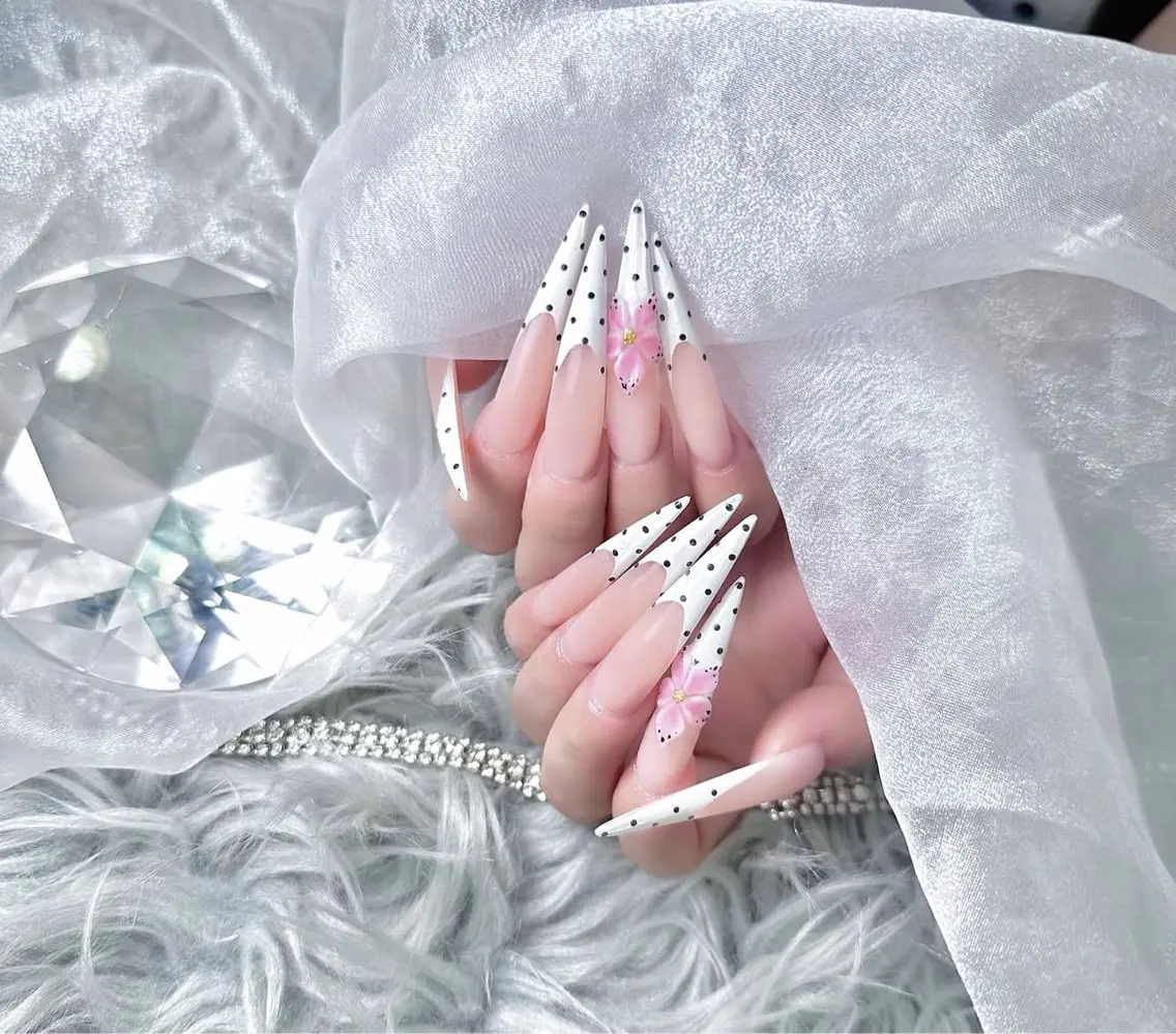 ネイル Doris Nail Salonのネイルデザイン