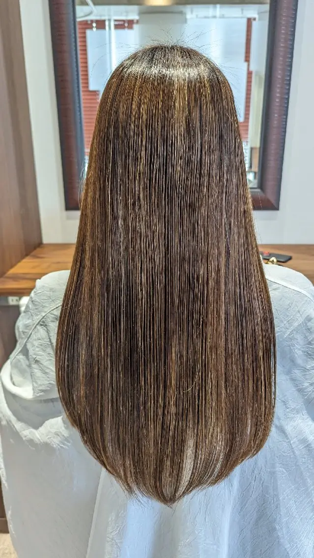 ロング トリートメント 長張 江里のヘアスタイル