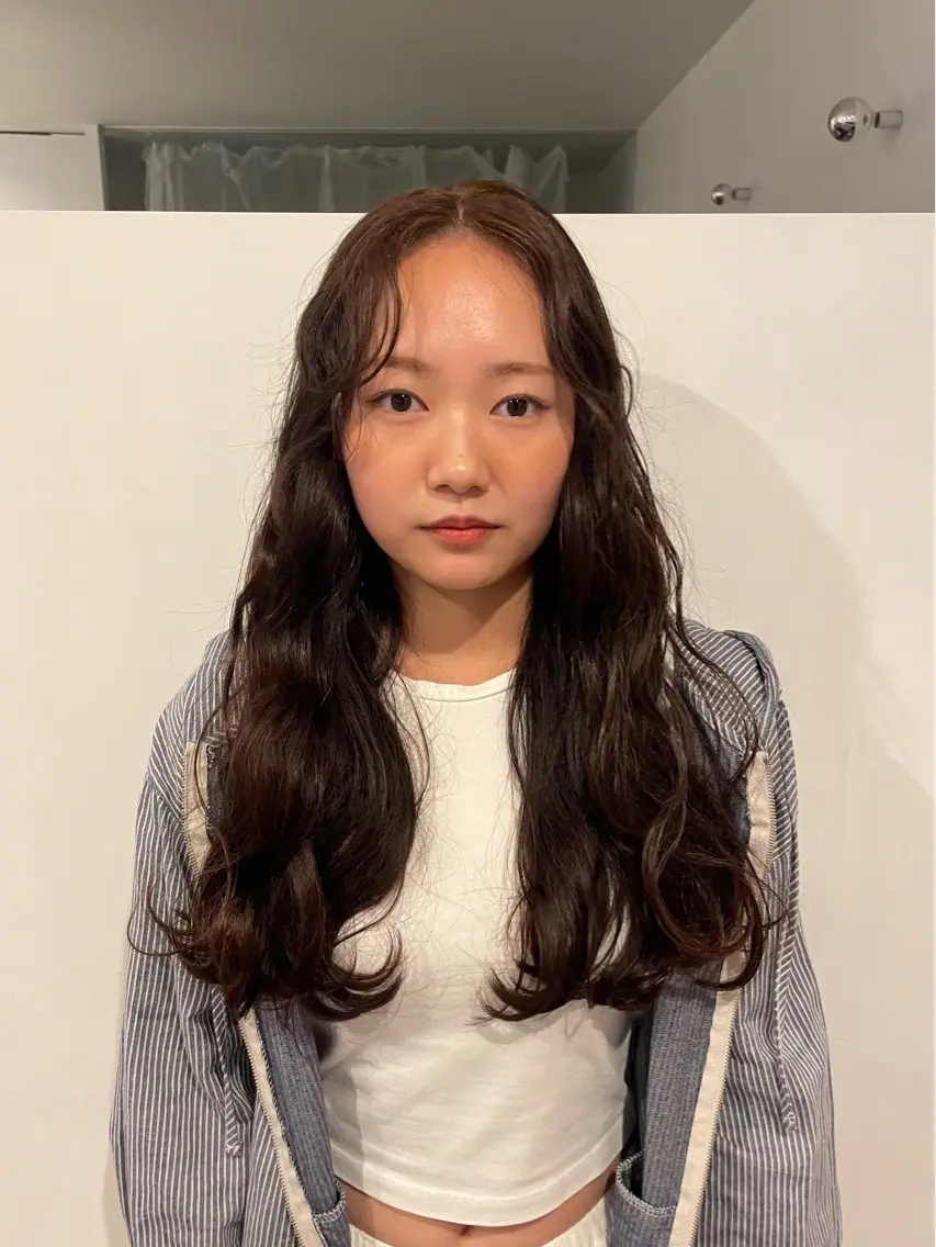 ロング 韓国レイヤー YOKE reinaのヘアスタイル