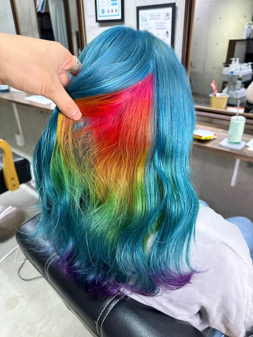 セミロング カラー ユニコーンカラー ヘアカラー トリートメント Kazu 🌠名古屋 ハイトーン/レイヤーのヘアスタイル