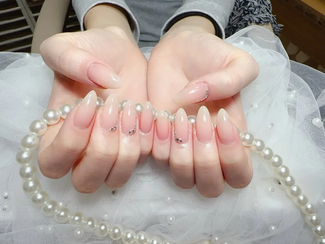 ネイル ハンドネイル NAIL CIRCLESのネイルデザイン