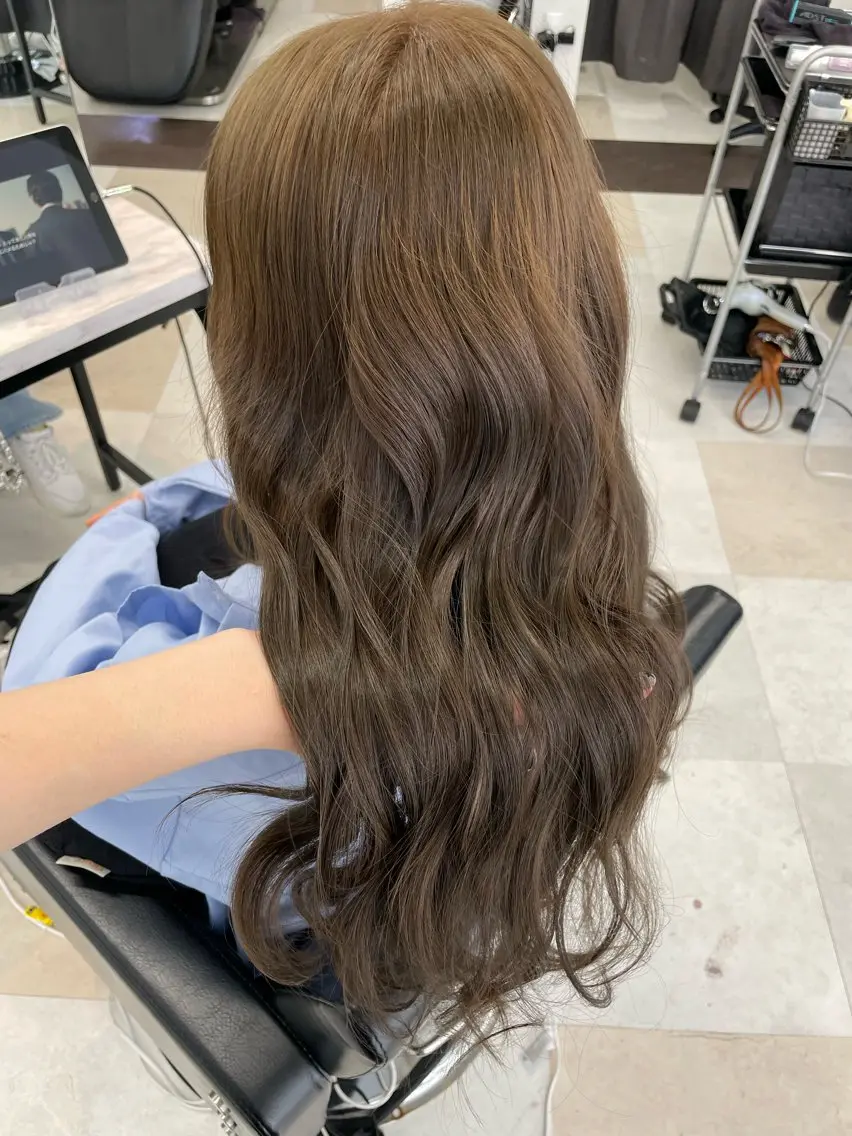 ロング ヘアカラー 透明感カラー 🐕‍🦺Juriのヘアスタイル