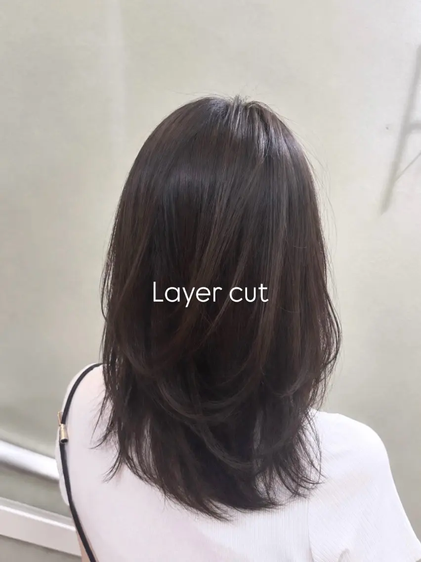 セミロング レイヤーカット コトノ/レイヤー /透明感カラーのヘアスタイル