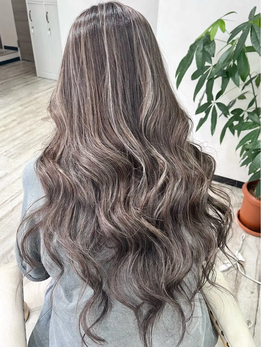ロング カラー ヘアアレンジ ハイライトカラー ハイライト Belle hair Design青野大貴のヘアスタイル