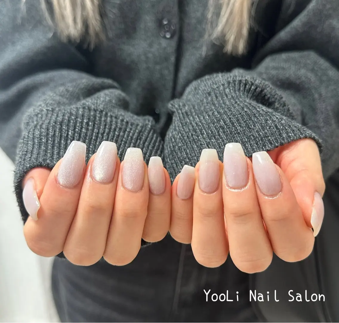 ネイル アートネイル オーロラネイル チークネイル フレンチネイル ガラスフレンチ ハンドネイル 🎀🎀YooLi Nail Salonのネイルデザイン