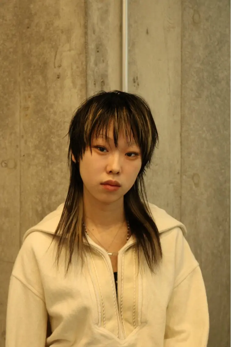 カラー 岩瀬 一成のヘアスタイル