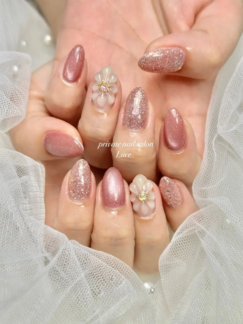 ネイル フラッシュネイル マグネットネイル ハンドネイル nailsalon Luce🕊️のネイルデザイン