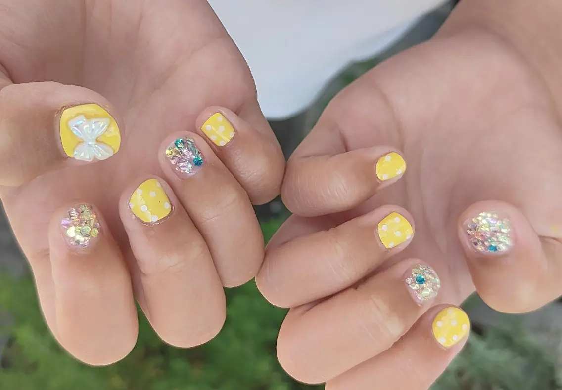 キッズ THIS NAILSのネイルデザイン
