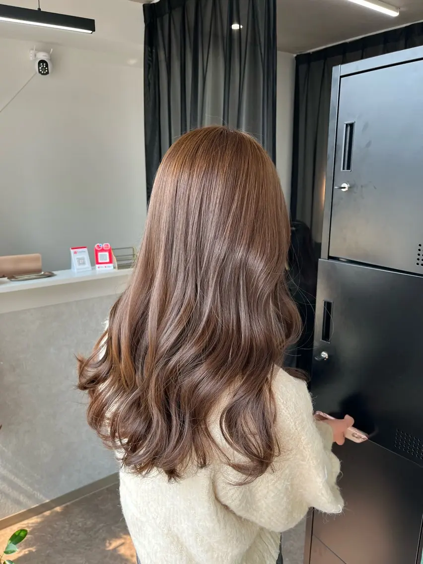カラー ヘアカラー 本木下朋花/髪質 改善×ダブルカラーのヘアスタイル