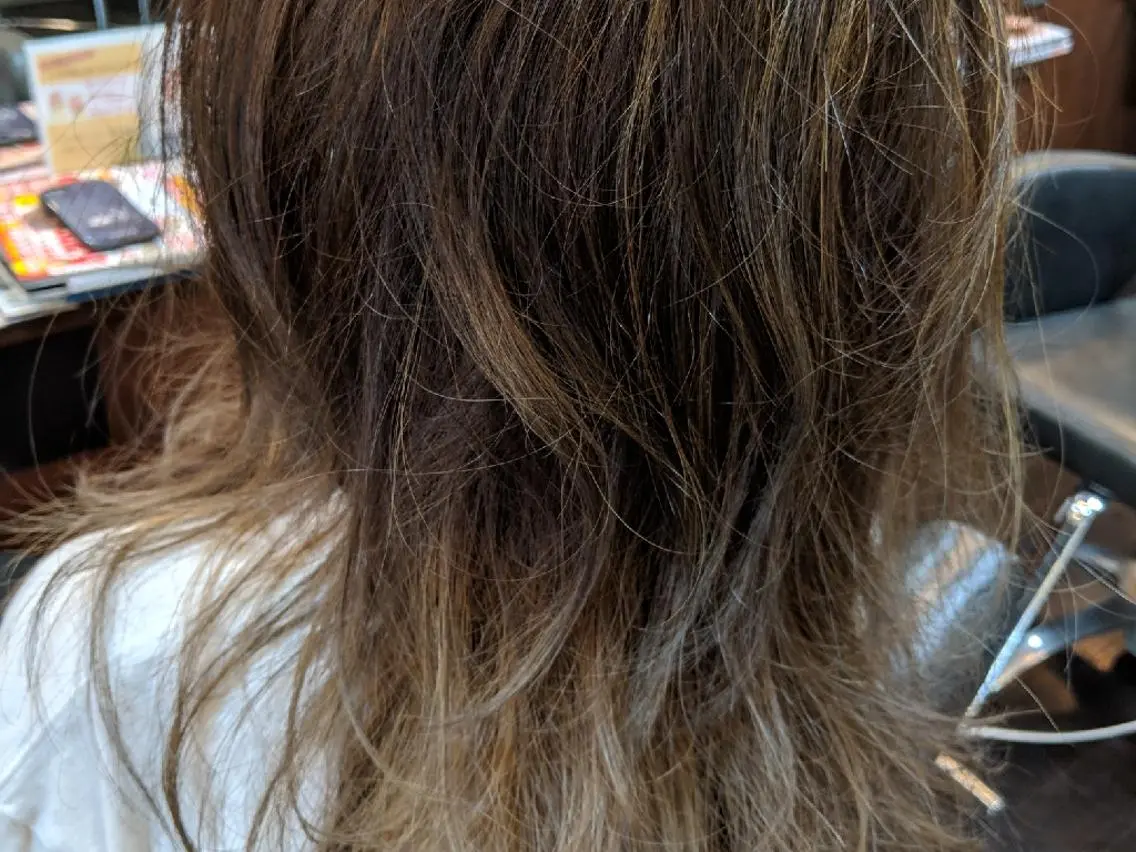 カラー ミディアム 平田 愛美のヘアスタイル