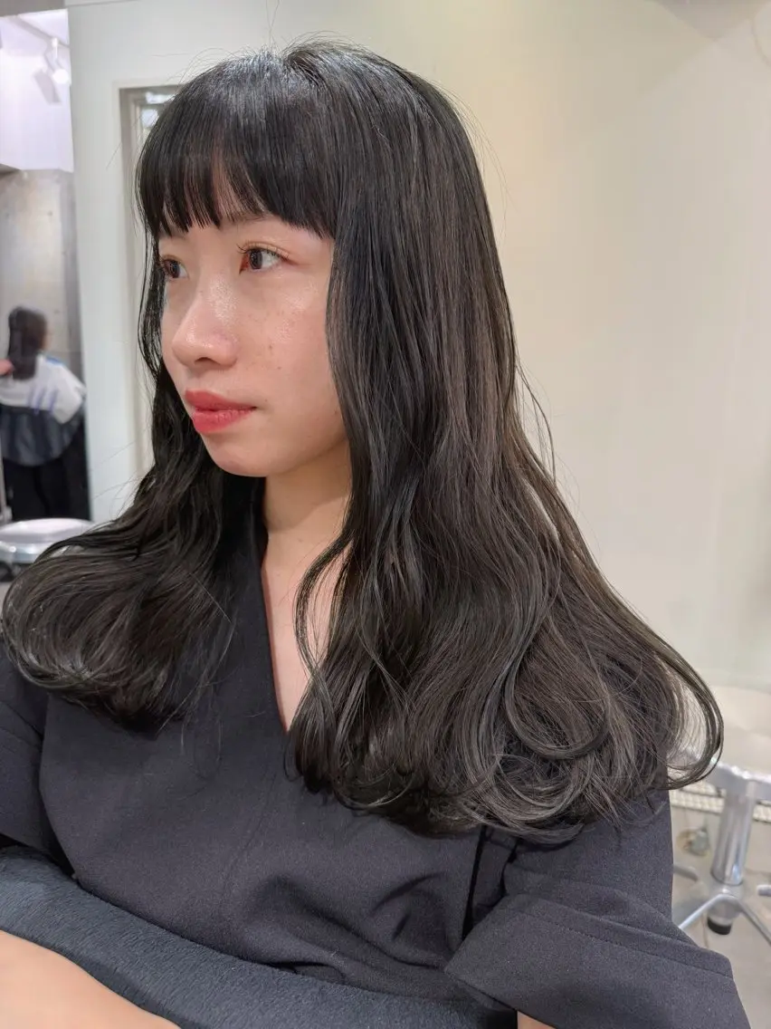 セミロング 透明感カラー 🎀エリコ🌈のヘアスタイル
