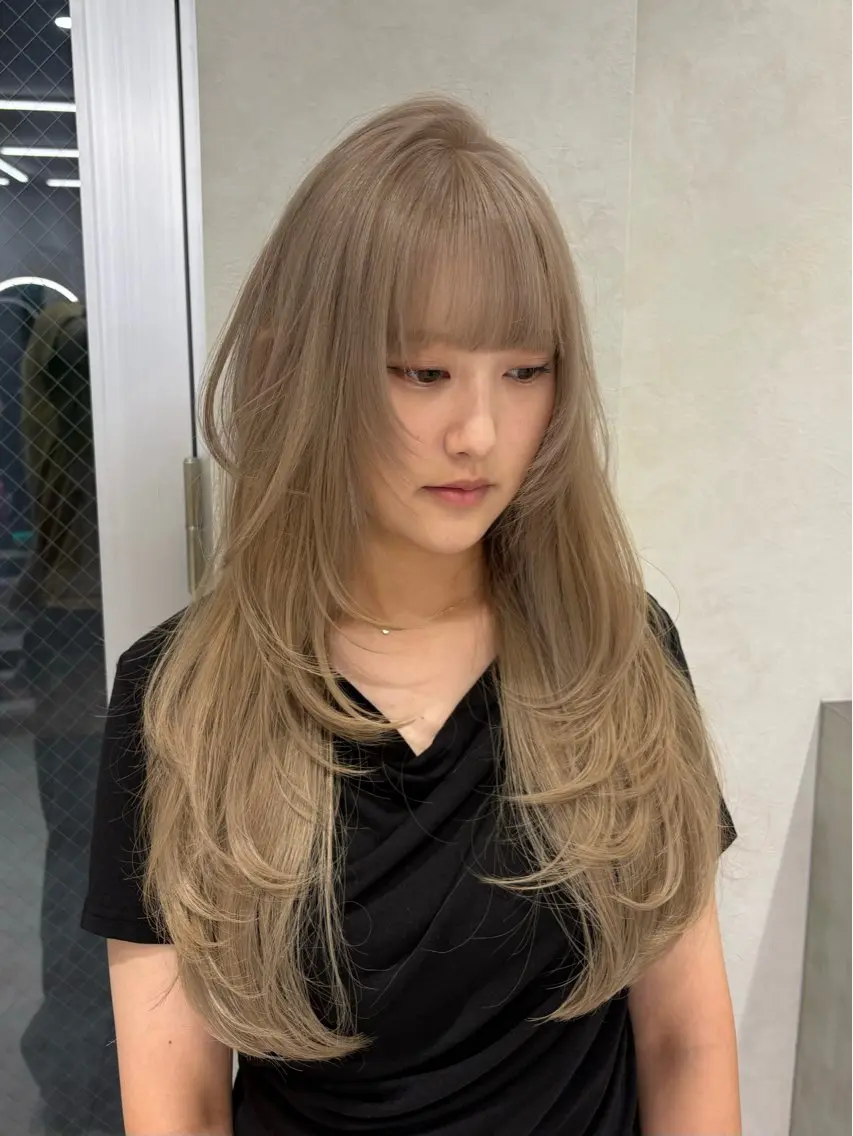ロング ハッシュカット ハイレイヤー レイヤーカット カット ヘアカラー トリートメント Yuta✂︎ 韓国レイヤー🪽のヘアスタイル