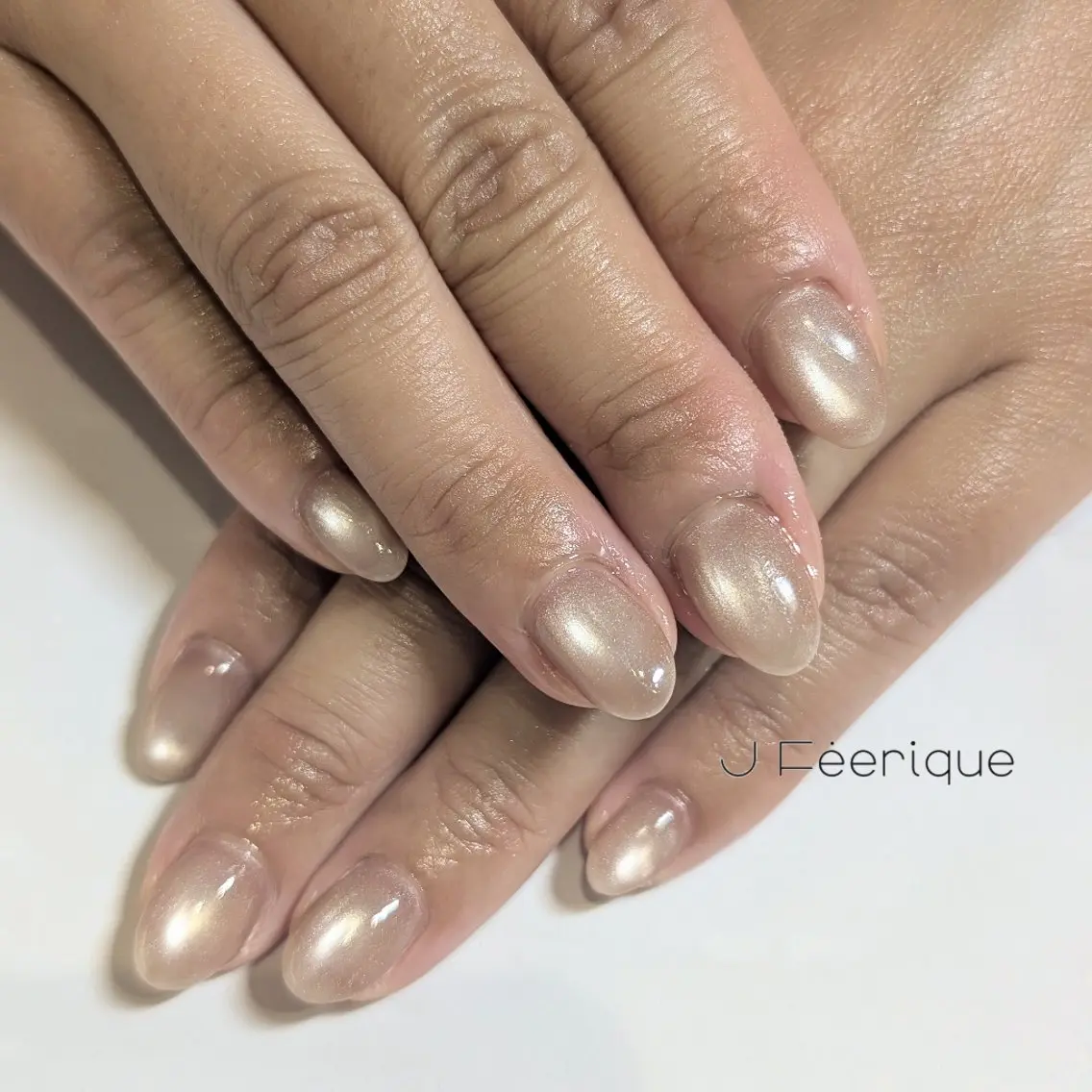 ネイル ハンドネイル ハンドケア Eri 歴8年 / 南森町ネイル💅のネイルデザイン