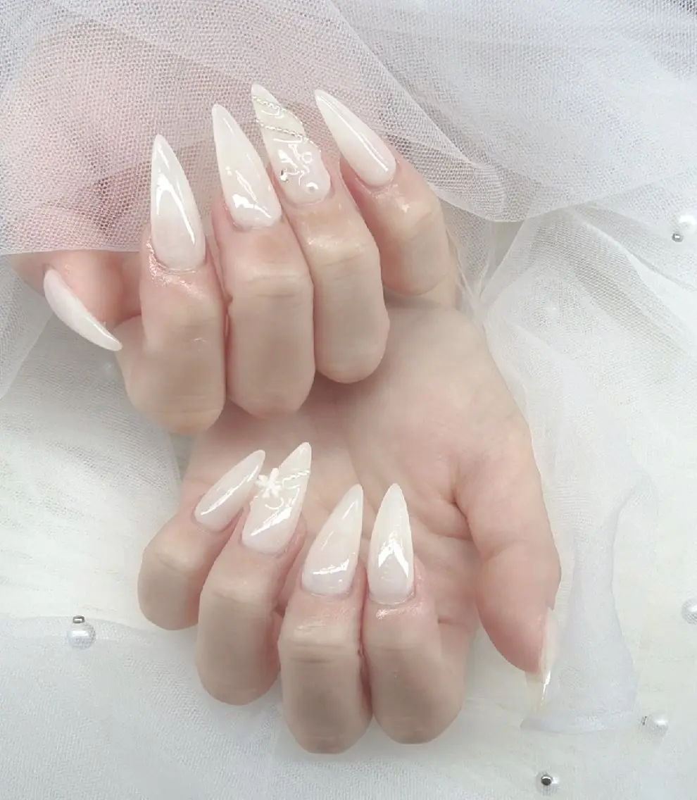 ネイル ハンドネイル MIYU．nail Mariaのネイルデザイン