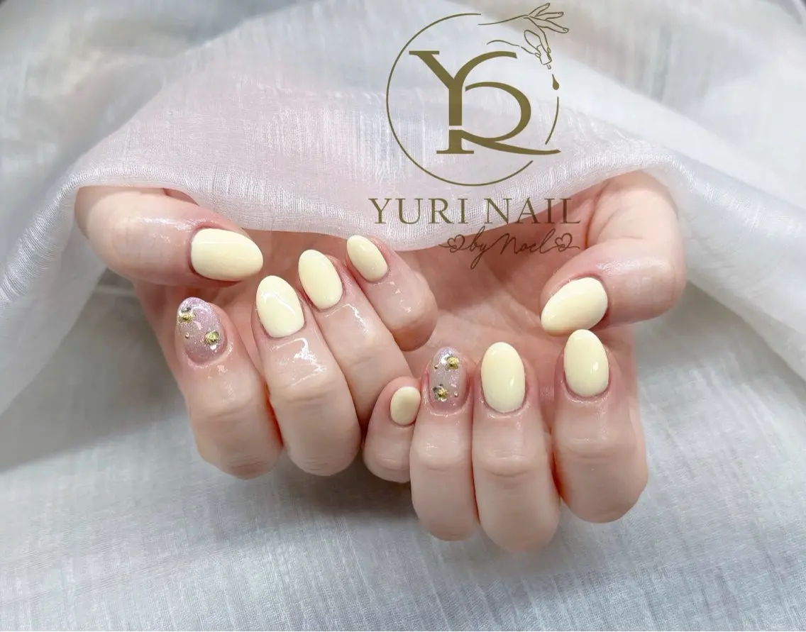 ネイル ハンドネイル フットネイル ハンドケア YURI Nail NARITAのネイルデザイン