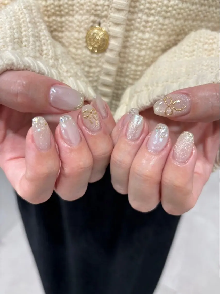 ネイル ミラーネイル リボン ハンドネイル Noa新越谷 Makikoのネイルデザイン