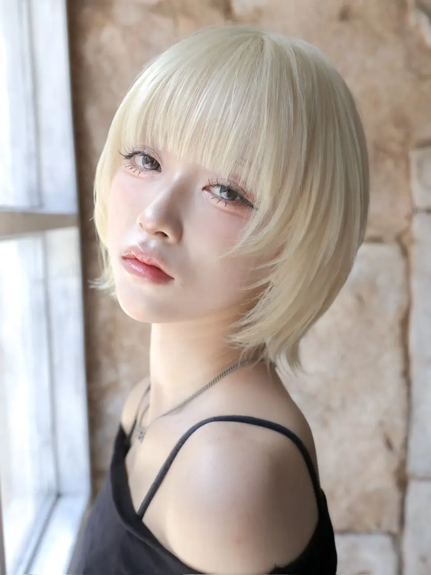 ショート ボブ 顔まわりレイヤー レイヤーカット カット トリートメント ボブ/髪質改善 カラー/縮毛/高山のヘアスタイル