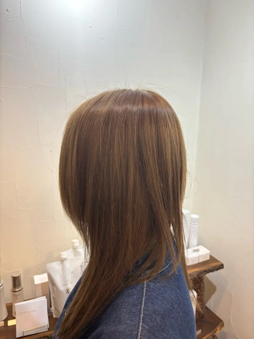 セミロング ヘアカラー 🌻宮内 青空🌻のヘアスタイル