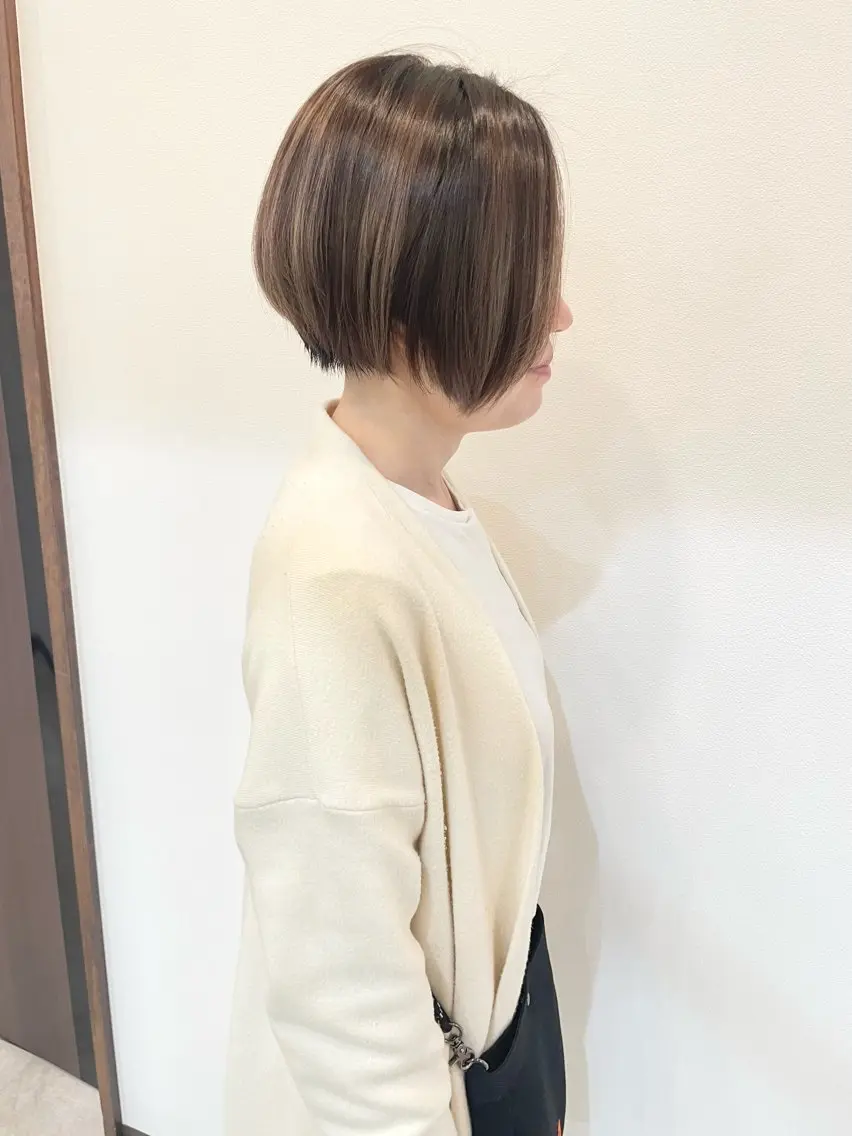 ショート ハイライト カット ヘアカラー マンツーマン 🌿大野千尋のヘアスタイル