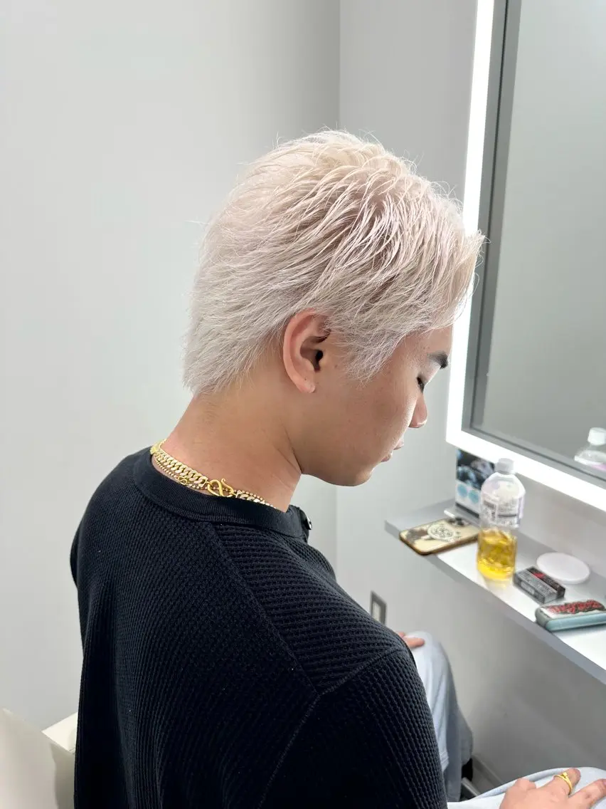 ショート カラー TACE RIKUのヘアスタイル