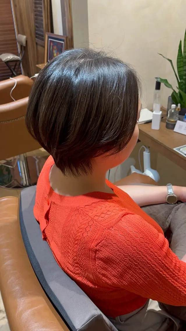 ショート 丸みショート ショートヘア カット ヘアカラー end roll りんのヘアスタイル