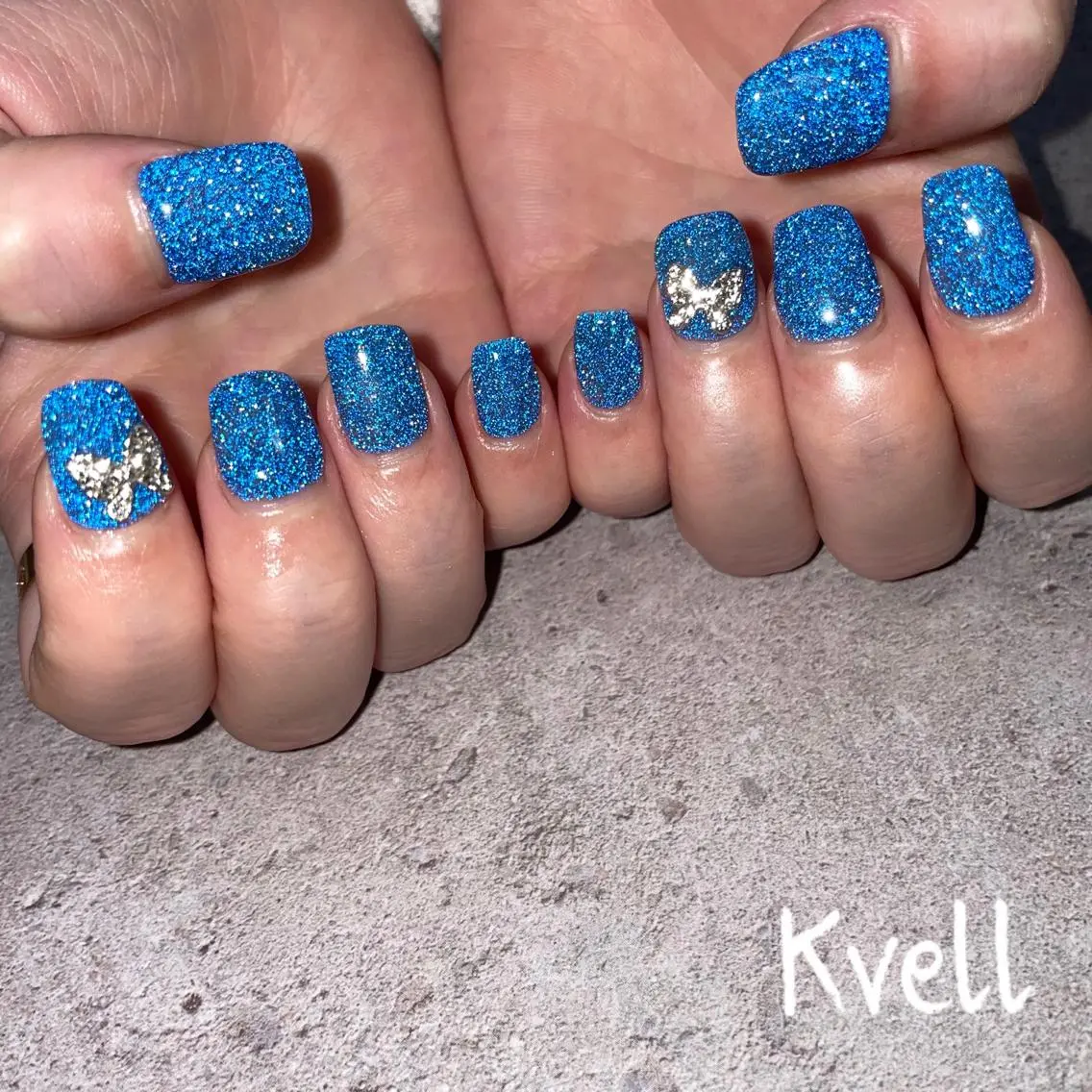 ネイル ブルー フラッシュネイル ハンドネイル nailsalon Kvellのネイルデザイン