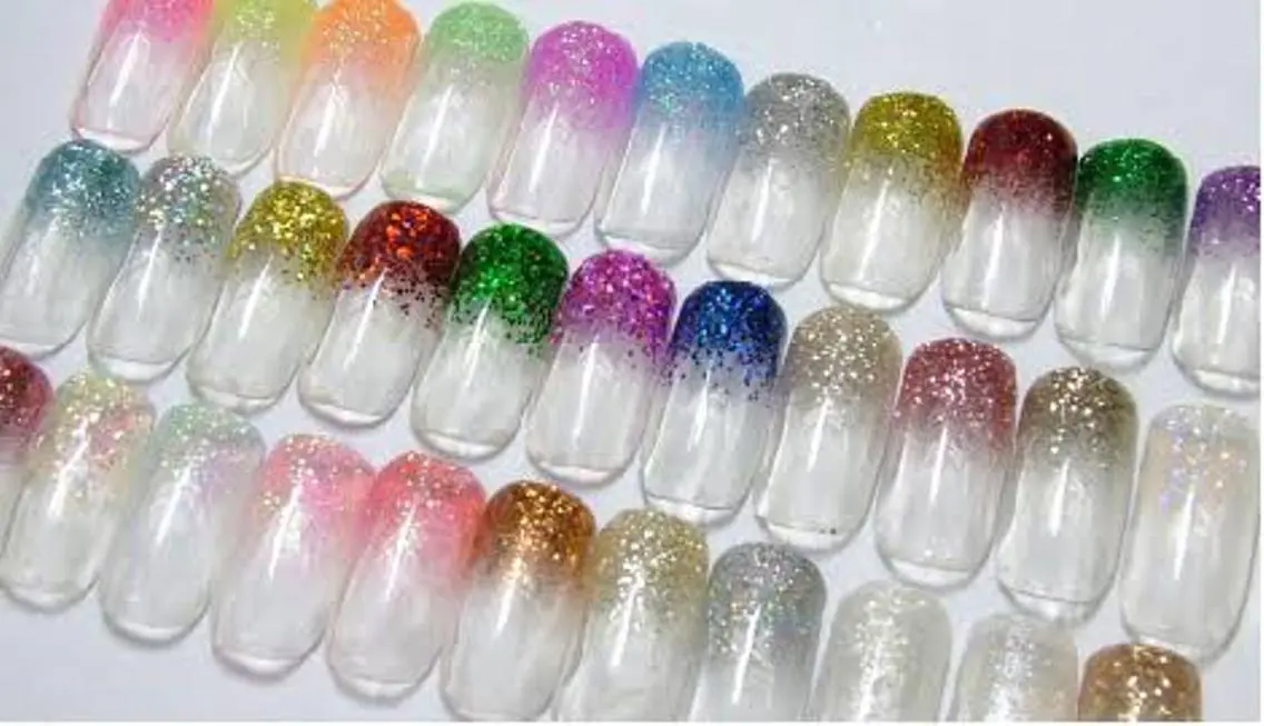 ネイル グラデーション ラメ(グリッター) ラメグラデーション M's nail ..高幡不動のネイルデザイン