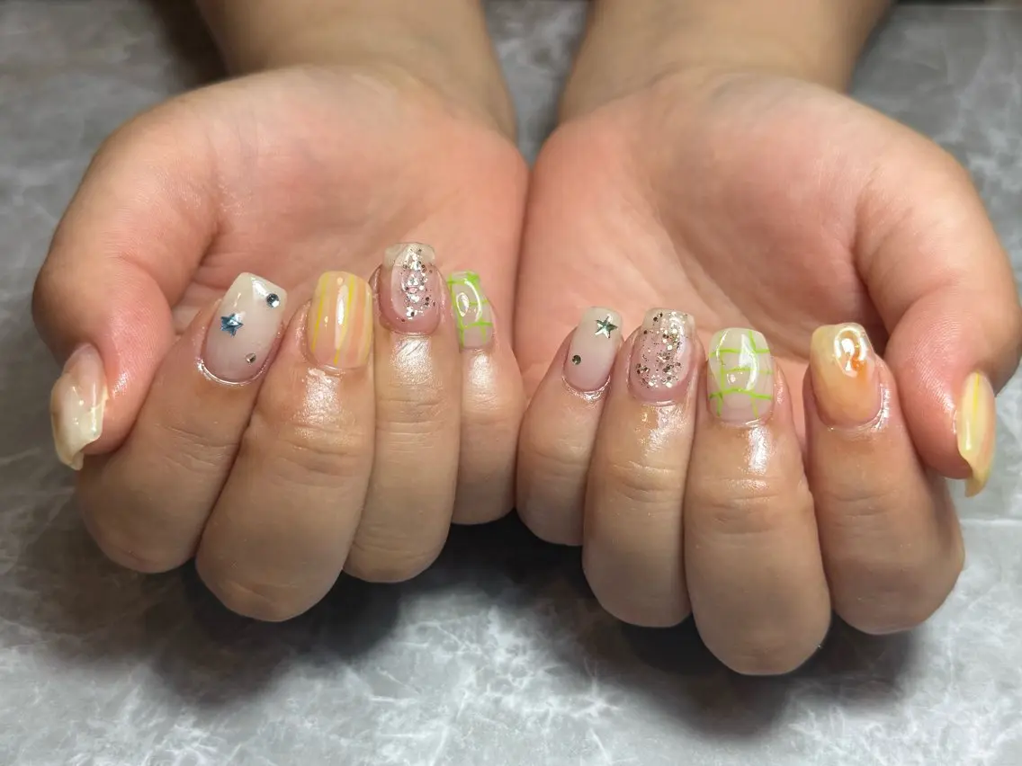 ネイル シンプルネイル ハンドネイル nail salon CHEのネイルデザイン