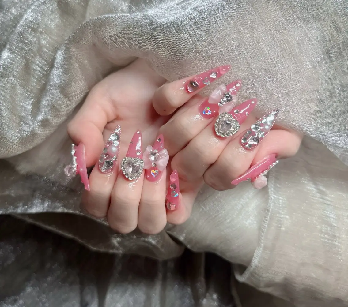ネイル ジェルネイル 韓国ネイル マグネットネイル ネイルチップ 冬ネイル Lenie Nail Salonのネイルデザイン