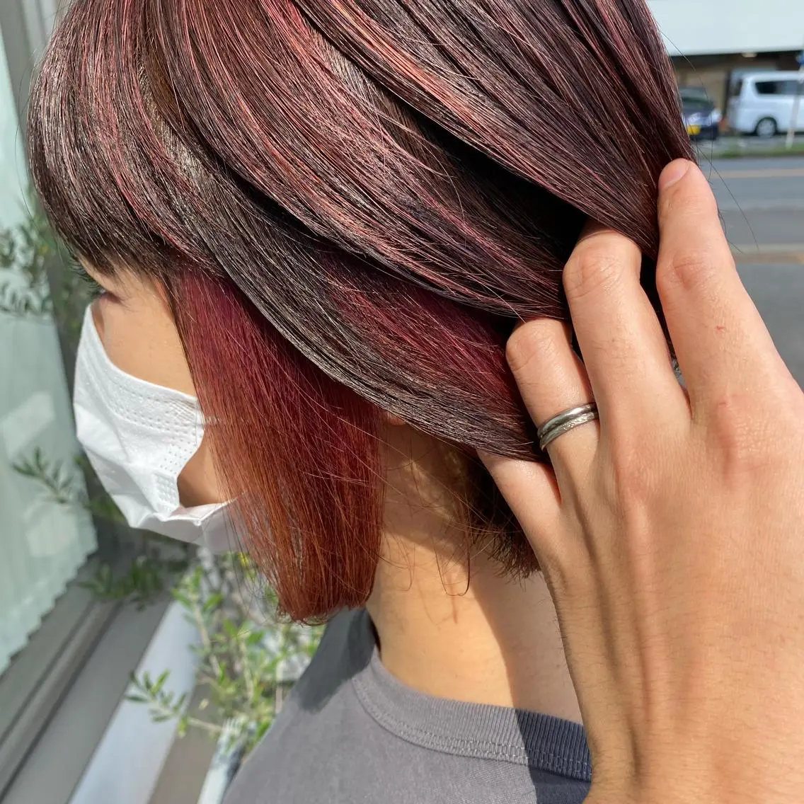 ショート カラー ハイライトカラー インナーカラー ピンクカラー ハイライト カット ヘアカラー 渡辺　亮/髪質改善 レイヤーカットのヘアスタイル