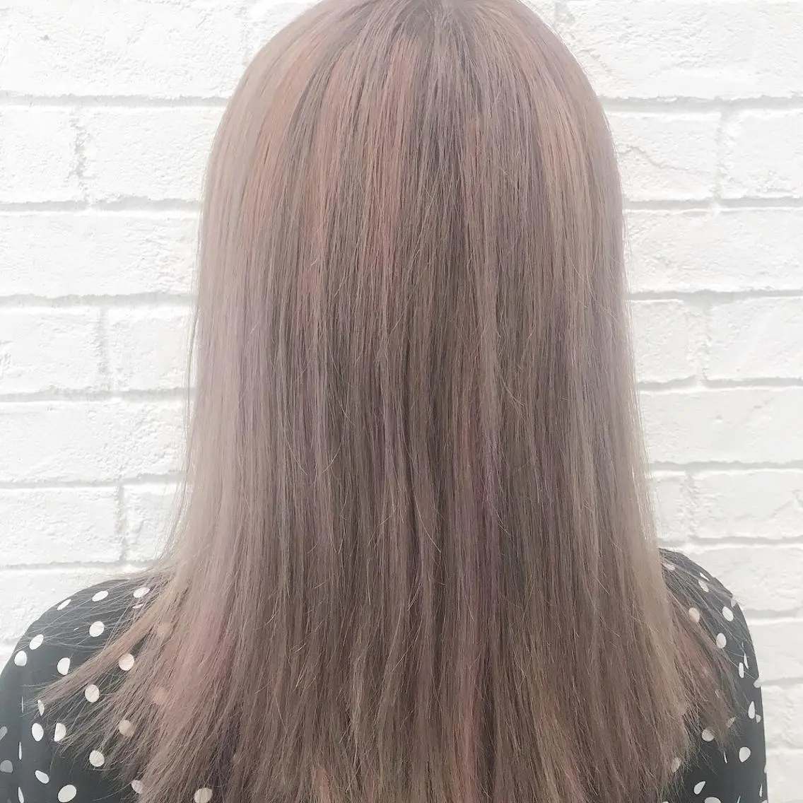 ミディアム カラー ブリーチ 松岡 恭弘のヘアスタイル
